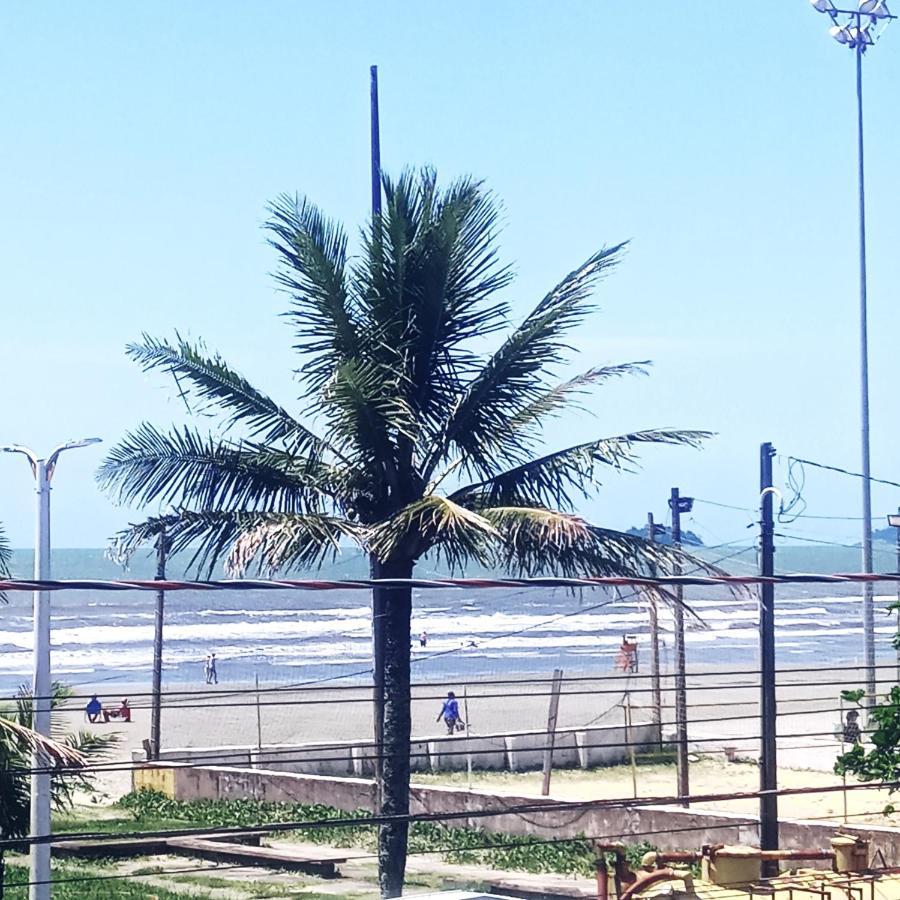 Apto Aluguel Na Temporada Pe Na Areia Peruibe Sp Exterior photo